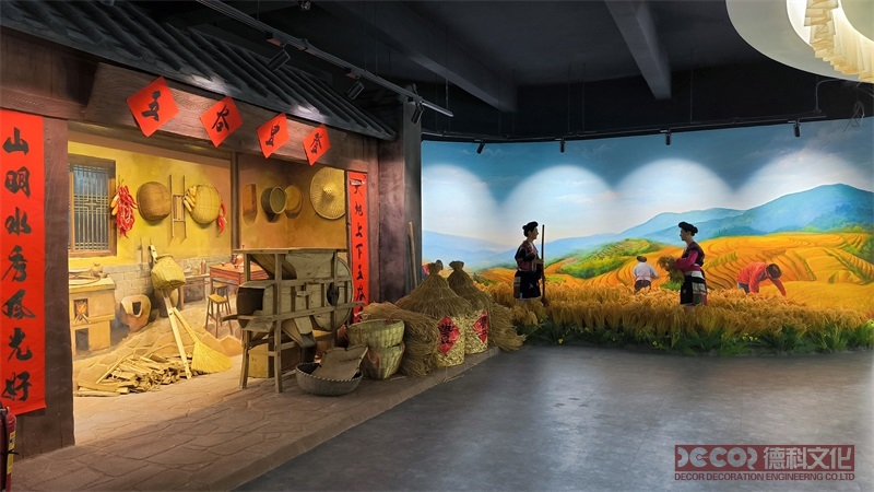 VR展館設(shè)計(jì)中如何展示科學(xué)與技術(shù)的創(chuàng)新成果？